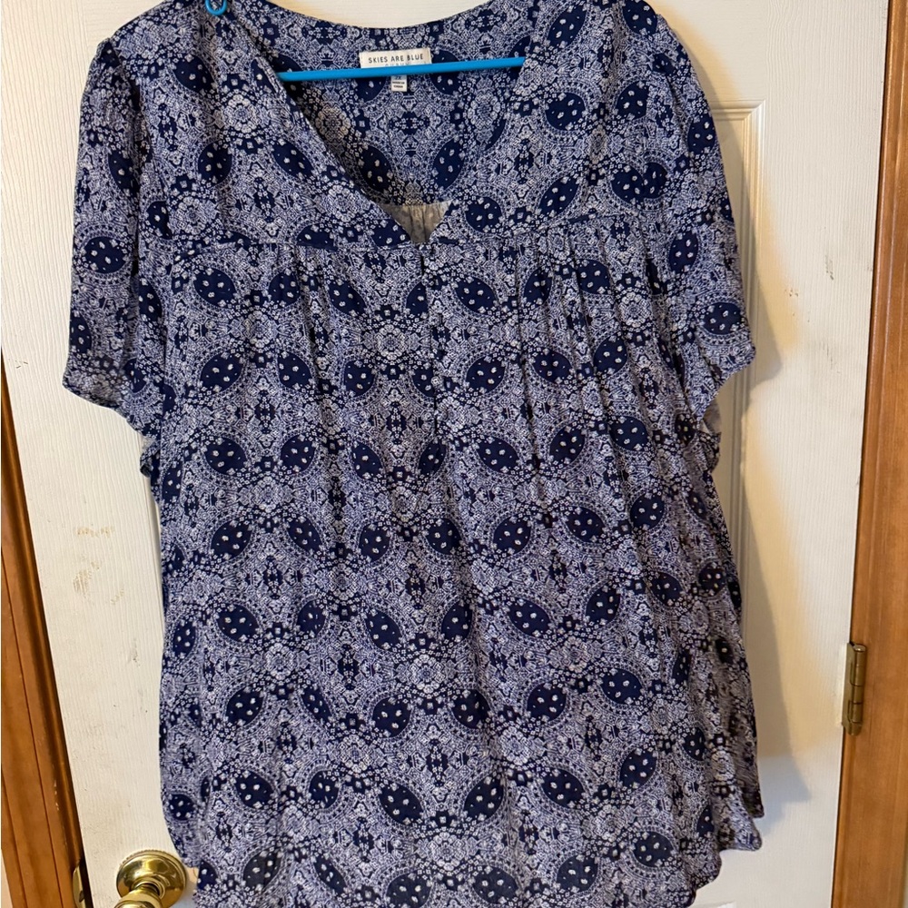 Skies Are Blue Relaxed Buttoned Blouse